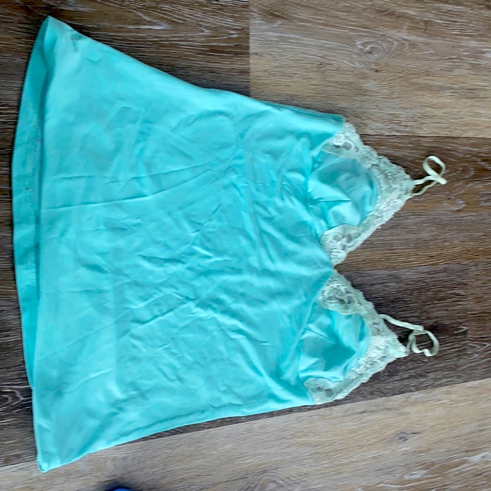 Stunning honey dew camisole